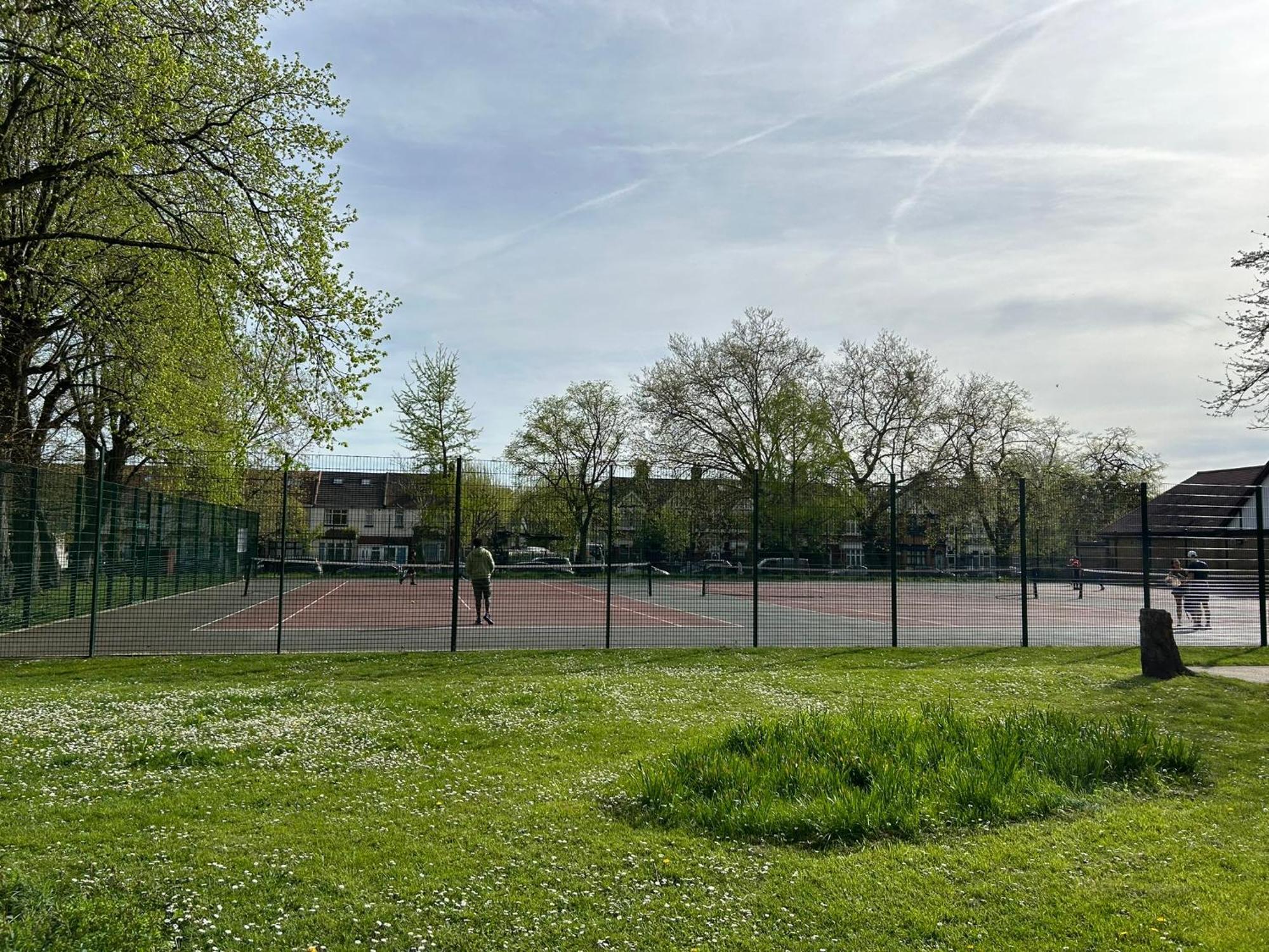 Cosy 2 Bedroom Flat In East Ham, Close To Excel London Exteriör bild